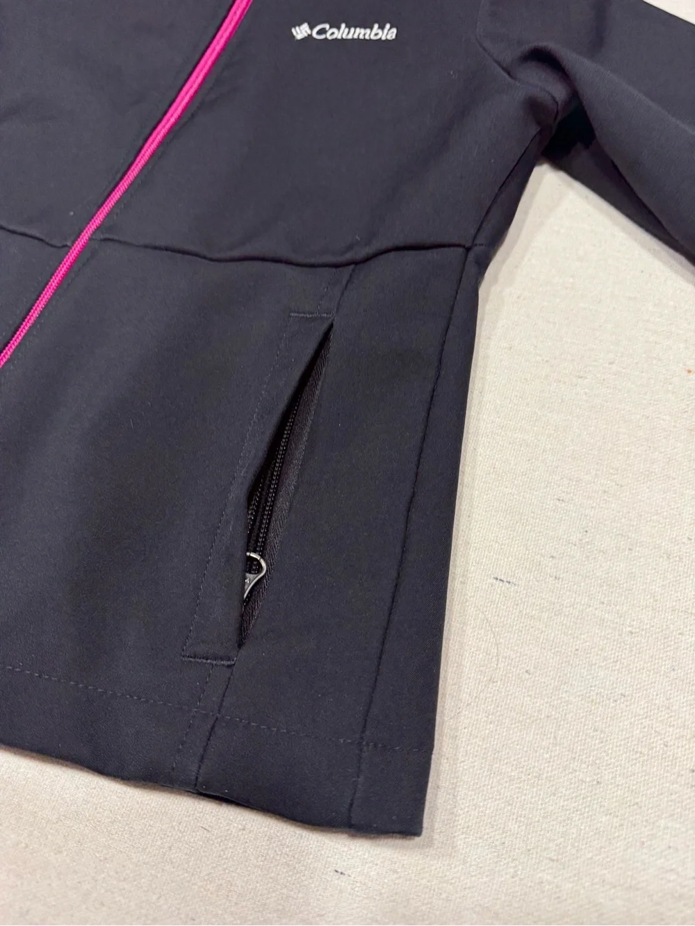 Columbia Sportswear Soft Shell Jacket - Size Youth Small (6/7Y)